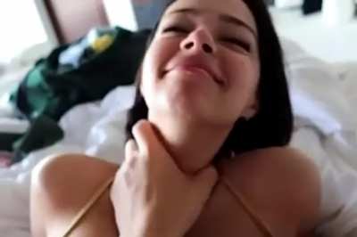 Pami in Adin&rsquo;s vlog (looped)