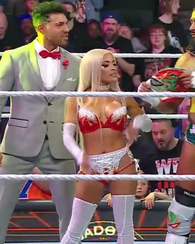 Zelina Vega (MIC)
