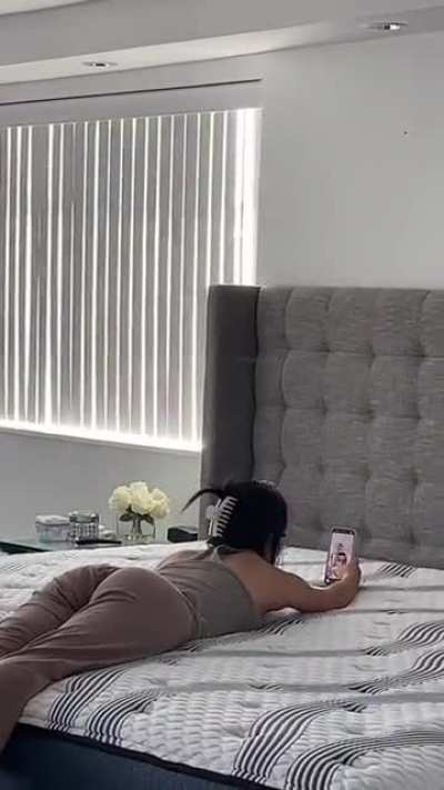 📷