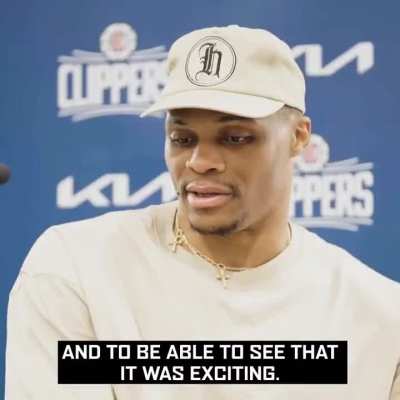 [Highlight] A fan showed up with eight Westbrook jerseys and left the arena with nine. 