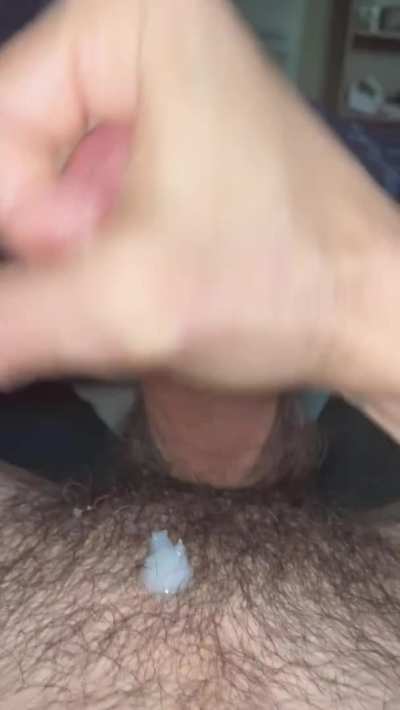 Someone told me about this sub so I am happy to say hello. I am a gusher not a shooter and make a lot of groaning noises so listen with sound. Here&rsquo;s a double cumshot. Enjoy!