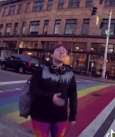 POV: You encounter an r/politics user irl