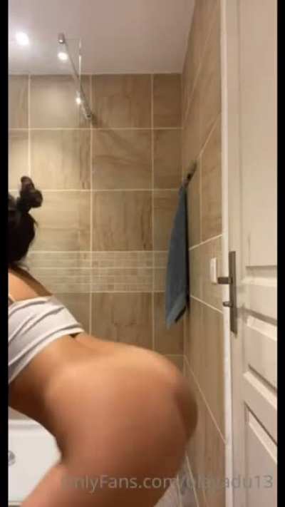 J&rsquo;ai du olaya &agrave; fond les gars lien discord en commentaires et venez mp pour des &eacute;changes jvous met royale j&rsquo;ai trooop de vid&eacute;o d&rsquo;elle mon iPhone va saturer