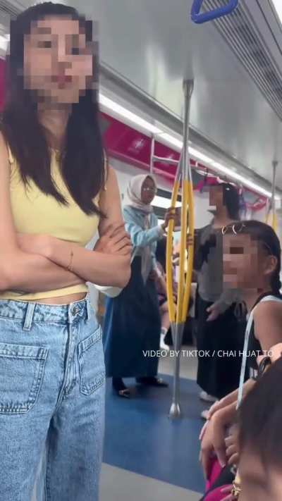 Father defending his daughter in the women only coach.. agree or disagree? How would you handle this situation if you're one of the passenger in this coach &amp;amp; it happened in front of you? Source: The Malay Mail 