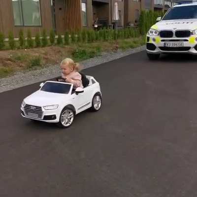 Hmjb while I evade the police
