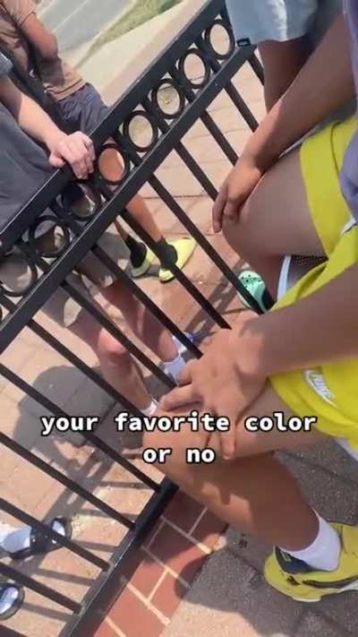 Server confronts shitty teen who wrote a racial comment on the receipt in place of tipping her for her service. 