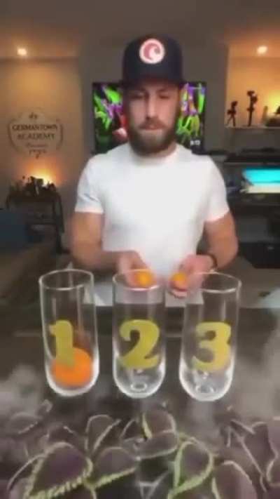 He Get 6 Dollar