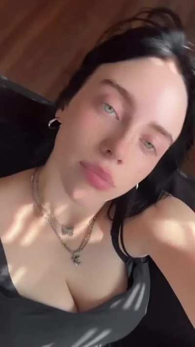 Cleavage in black 2