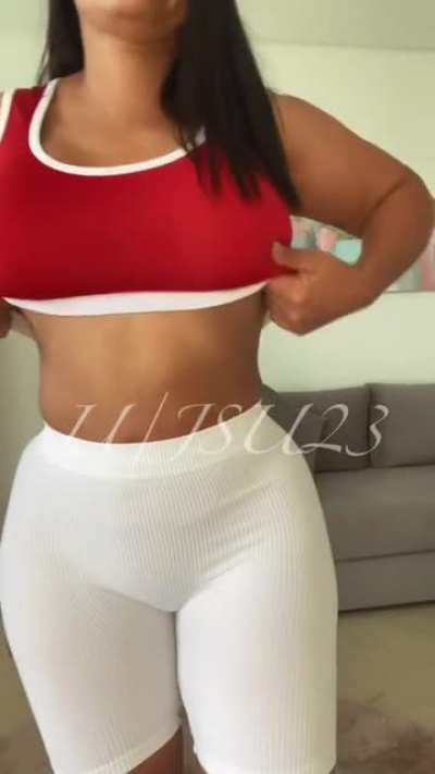 Me tom&oacute; 40 a&ntilde;os mostrar mis tetas en Internet 🤷🏽&zwj;♀️ Espero que no sea demasiado tarde 😏