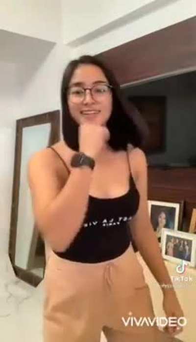Alyzza Agustin