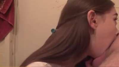 Best blowjob I've ever seen in my life... seriously
