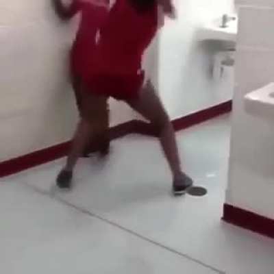 Girl gets assualted