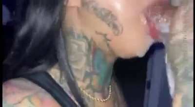 She going dumbdumb