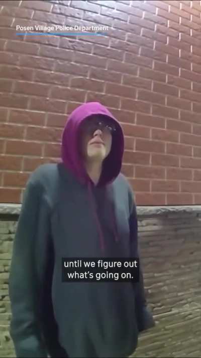 Body camera footage of Morgan Geyser "slender man attacker" being arrested in Posen, Illinois