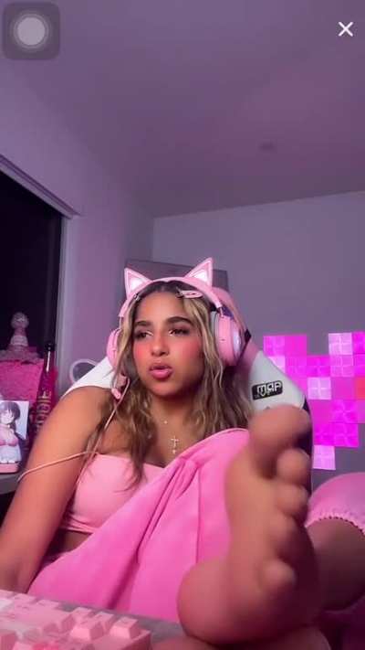 @ayannamarcelin_ is live rn on TikTok!! Part 2
