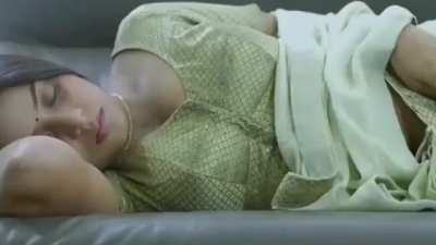 Poorna Hot scene in Avunu movie