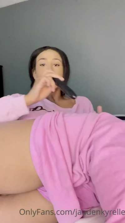 🤤