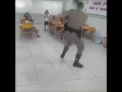 As aberturas de shingeki s&atilde;o muito boas