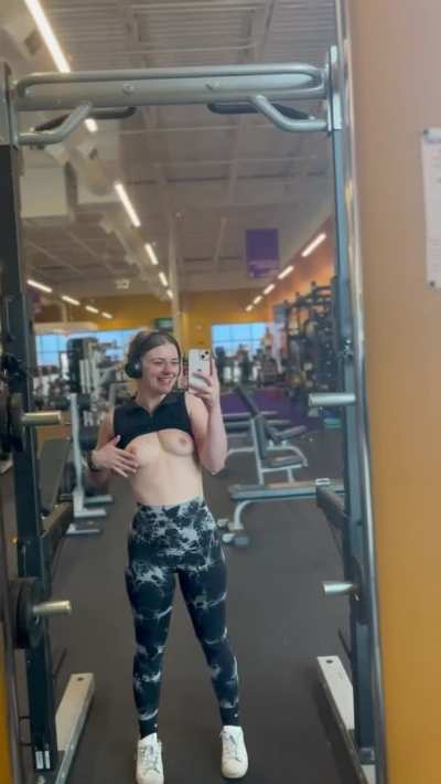 Getting sneaky at the gym (;