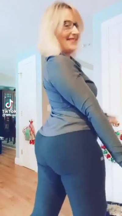 Another milf bank