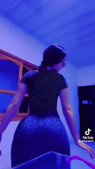 @yeilysabeth