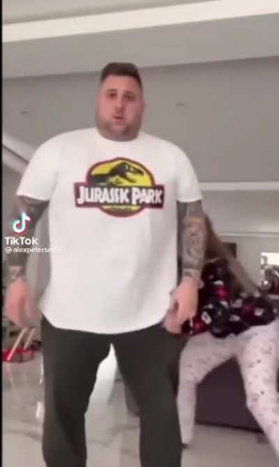 Gem from TikTok. (Adding NSFW for grab area)