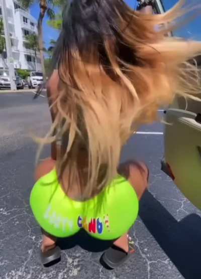 Big Booty 💕🍑👑