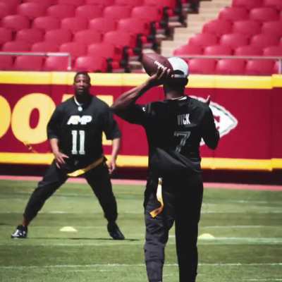 wussgood kai i was at that dallas football charity match over in kc Love from here bro hope you enjoy this short lil clip of some photos i took of y&acirc;all boyz stay blessed &eth;&eth;&frac34;