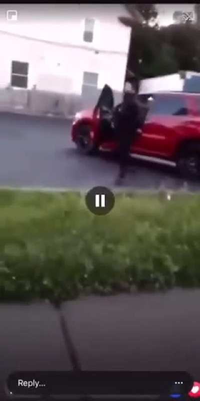 Owner of store arrives with shotgun to disperse the looters
