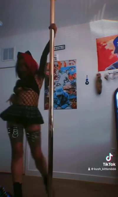 Pole princess🖤😈