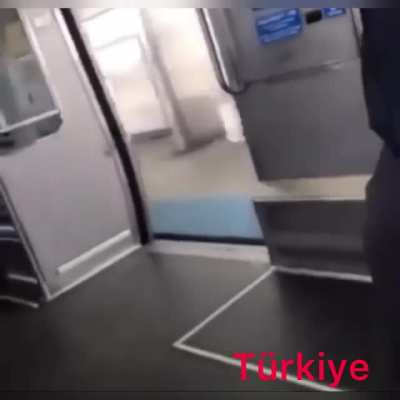 Ho&ccedil;&ccedil;a ğalın ğidiyom ben