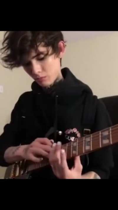 A video on Tim hensons YouTube channel called &ldquo;how to make a riff 3&rdquo;
