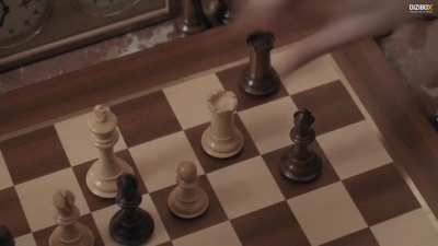 The queen's gambit - aykut version (ama &uuml;zerinde etiket yok ben yaptim artik calionuzmu naparsaniz yapin amk)