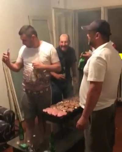 Gratarel si berica