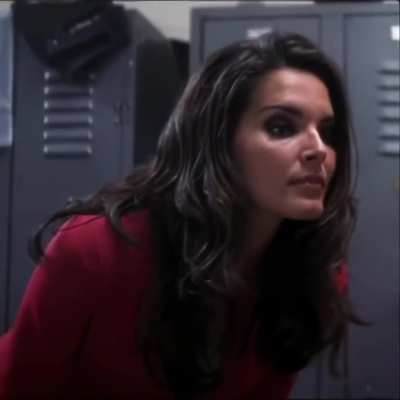 Angie Harmon