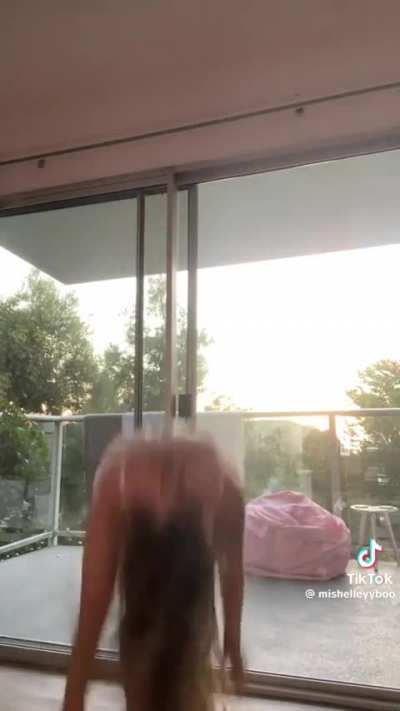 @mishelleyyboo
