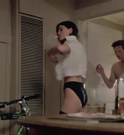 Happy Birthday ,Linda Fiorentino in The Last Seduction (1994)