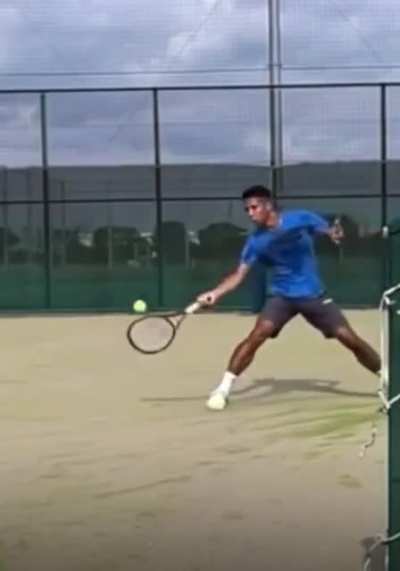 That&rsquo;s the reason why badminton is better than tennis (from @neparutennis Instagram)