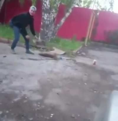 Wow look at me destroying things I'm so cool ahaha