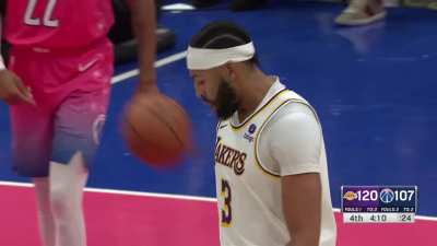 [Highlight] Anthony Davis gets the and-1 bucket for 50 points