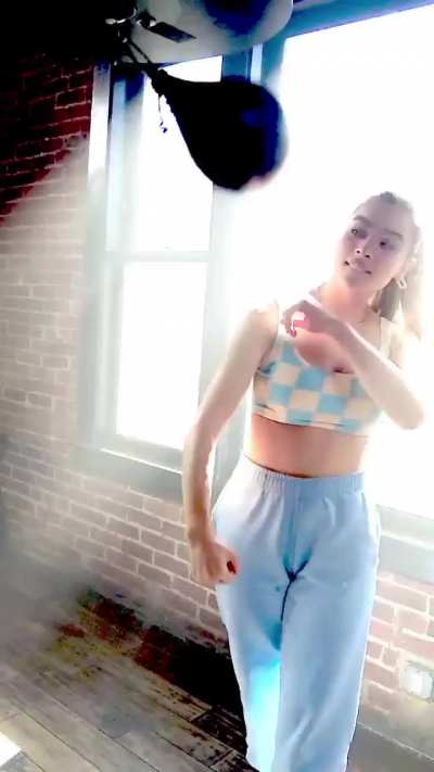 Hailee Steinfeld