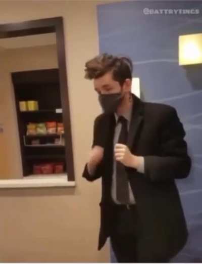 Man harasses hotel employee until he breaks down