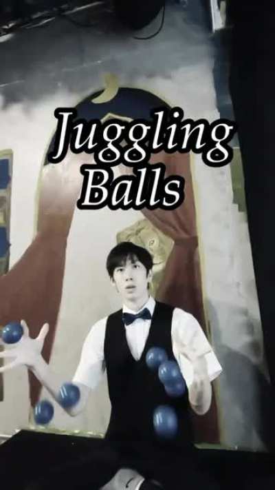 Super talented drummer @jugglingdrummergaku