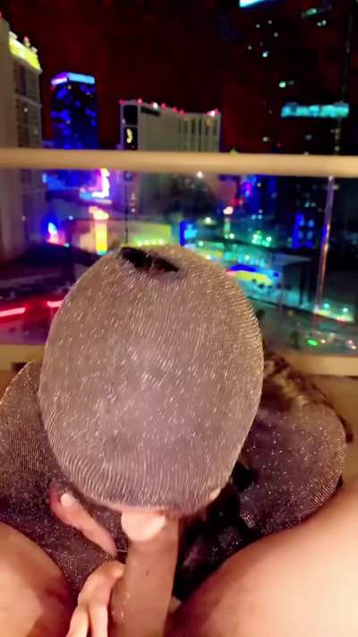 High up deepthroat