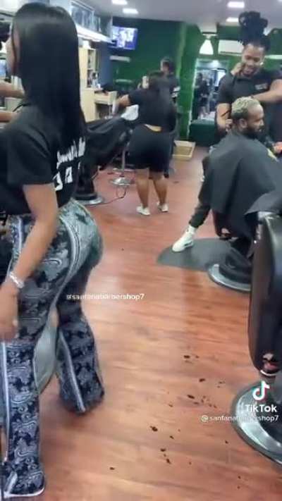 TikTok Twerk