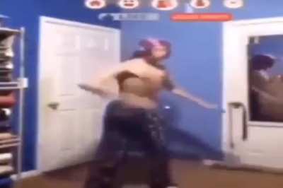 How does one&rsquo;s body move like that????