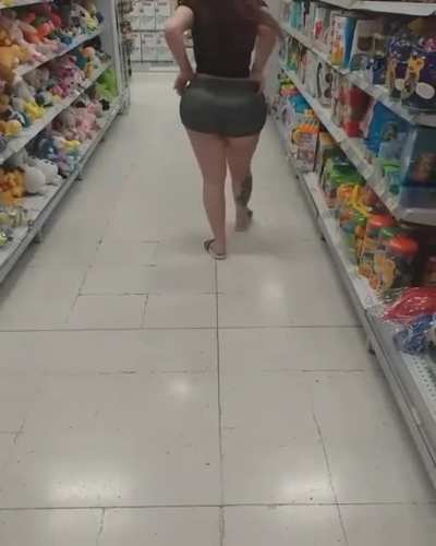 I'm all lost in the supermarket 🎵♬