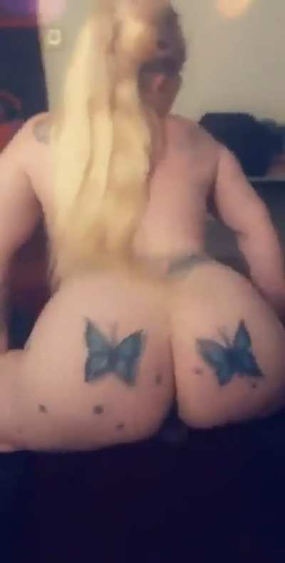 Butterfly booty