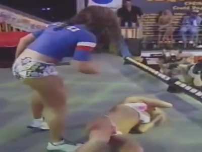 Torrie at Girls gone wild ppv 3-13-03 IG