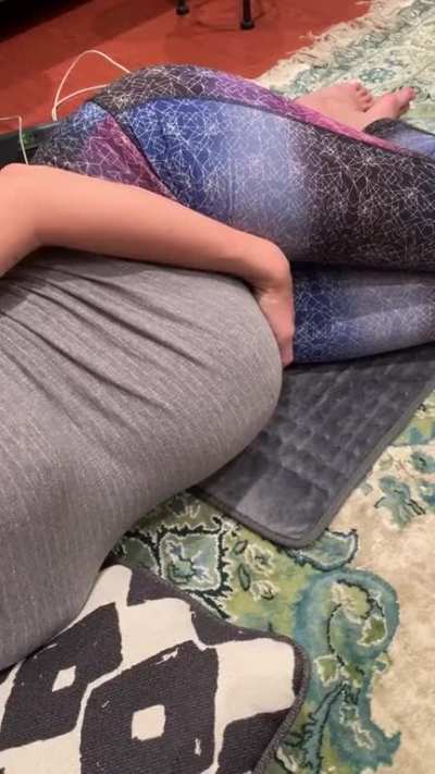 Love seeing my daughter kick in my wife&rsquo;s stomach! 9 weeks till I meet her.